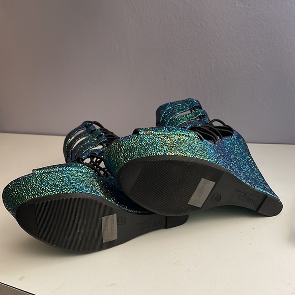 Iridescent platform wedge stilettos 👠 🧜🏼♀️ ✨ size 36 (6) - Picture 8 of 8